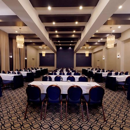 Hilton Mystic Hotel Luaran gambar
