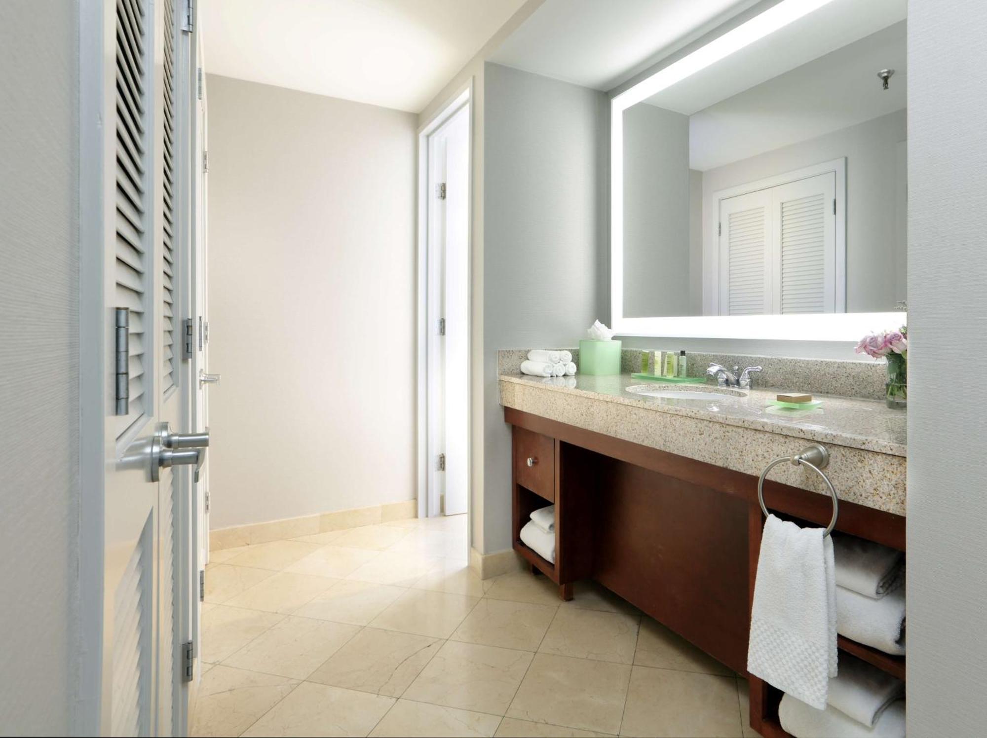 Hilton Mystic Hotel Luaran gambar
