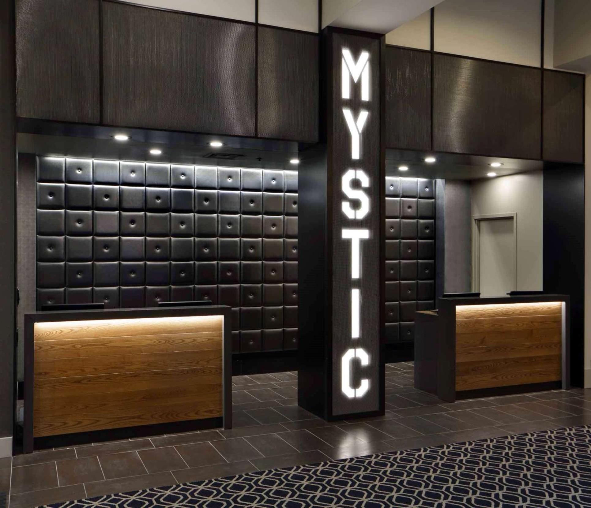 Hilton Mystic Hotel Luaran gambar